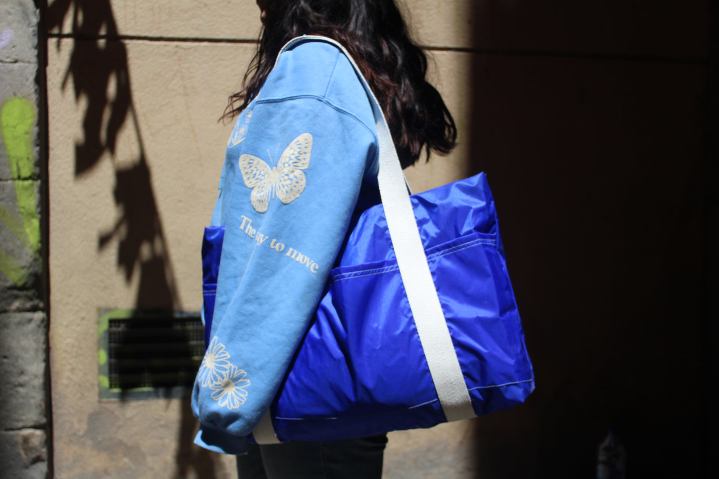 Bolso grande sin cremallera