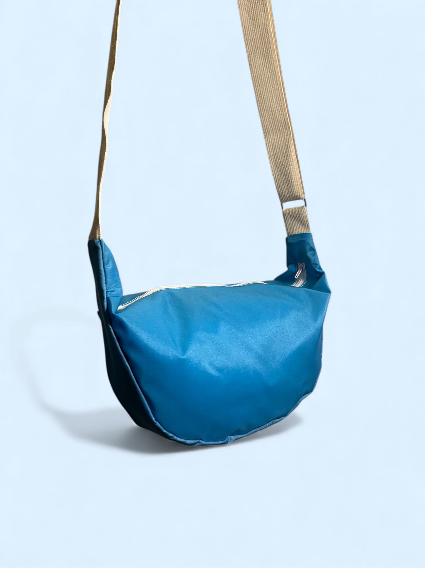 Bolso "media luna"