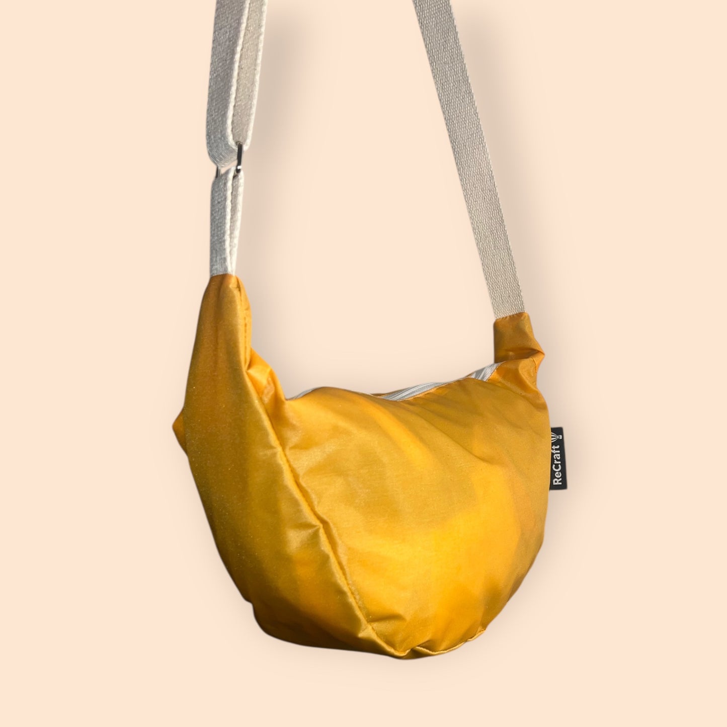 Bolso "media luna"