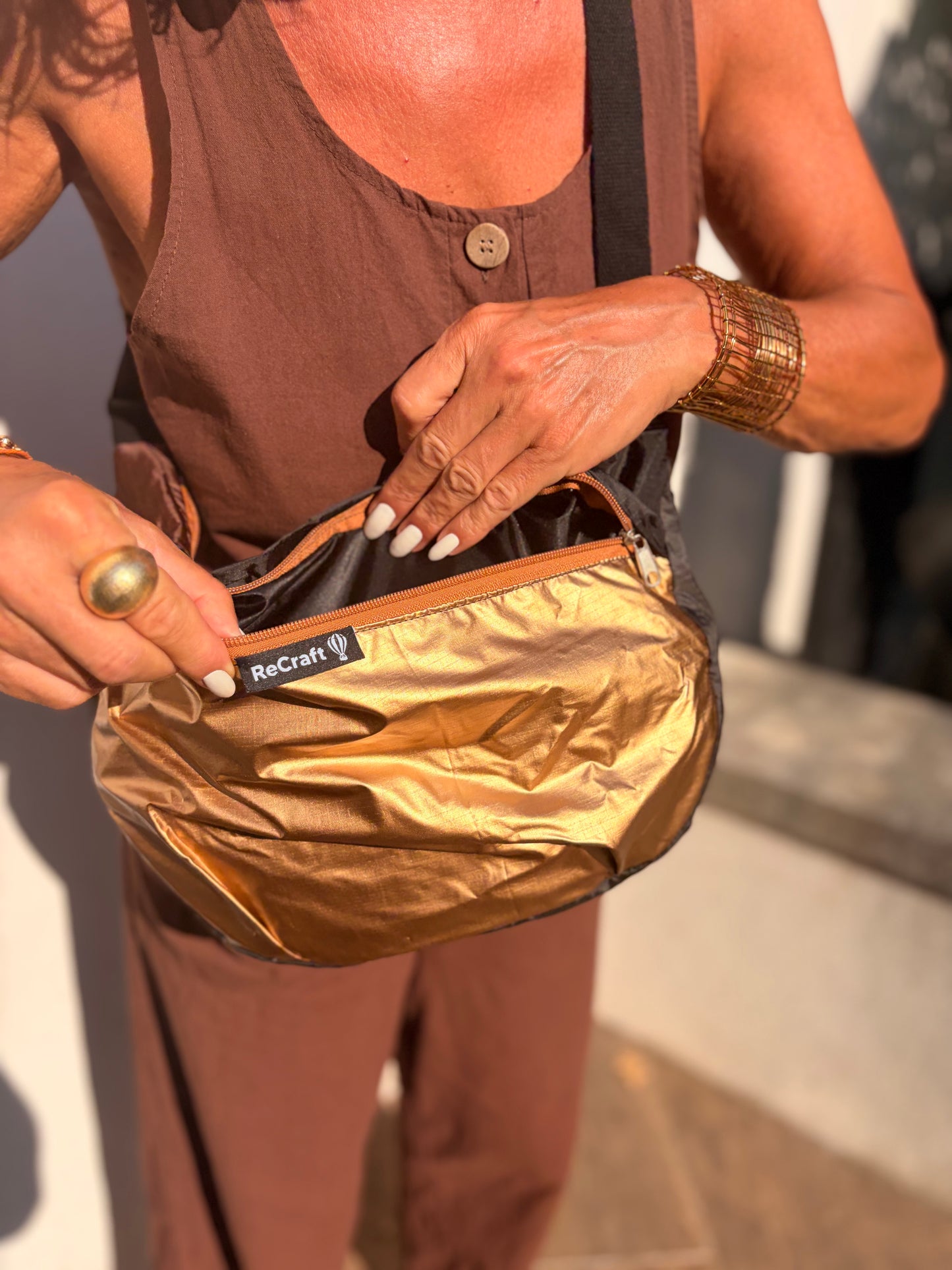 MOON BAG